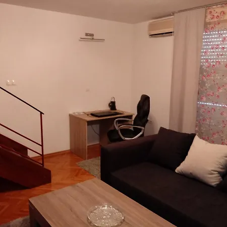 Apartmán In Centre For 7 Split
