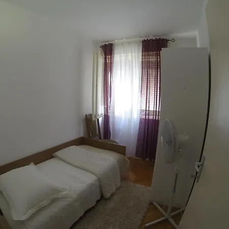 市中心7人公寓 斯普利特