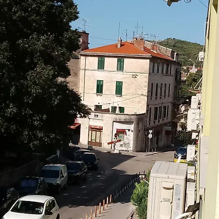 Appartement In Centre For 7