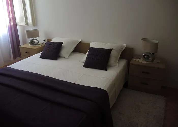 Appartamento In Centre For 7